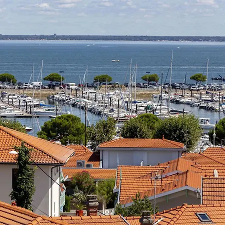 Western Le Port Szálloda Arcachon