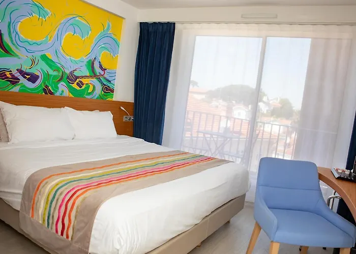 Western Le Port Szálloda 3*