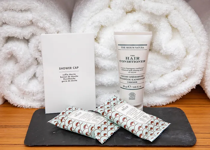 Western Le Port Hotell 3*